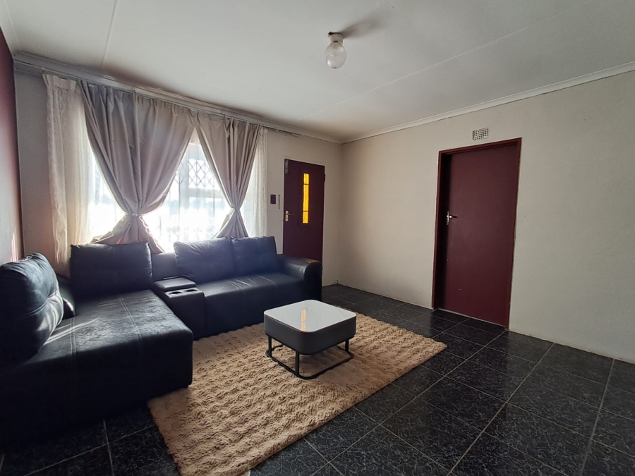 To Let 3 Bedroom Property for Rent in Northcrest Eastern Cape